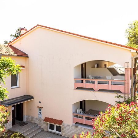 Villa Barbara Oasis Central Suite With Terrace Novalja Exteriör bild